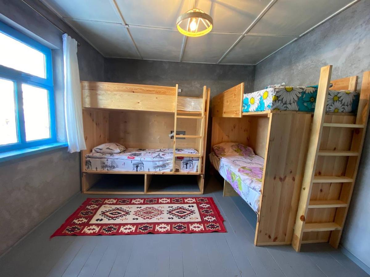 Darya Hostel Jyrgalan Buitenkant foto